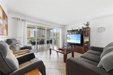 Beach Condo For Sale in Sunny Isles Beach, Florida
