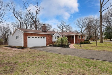 Beach Home Sale Pending in Huntington, New York