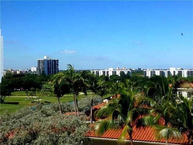 Beach Condo For Sale in Aventura, Florida