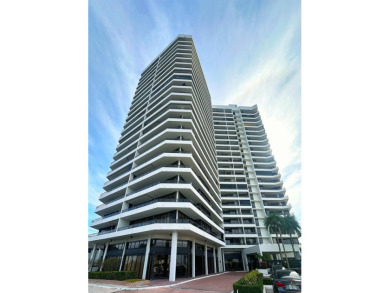 Beach Condo For Sale in North Palm Beach, Florida