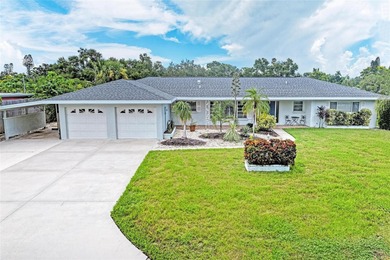 Beach Home Sale Pending in Sarasota, Florida