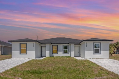 Beach Townhome/Townhouse For Sale in Englewood, Florida