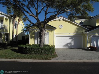 Beach Townhome/Townhouse For Sale in Fort Pierce, Florida