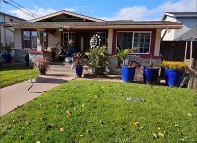 Beach Townhome/Townhouse For Sale in Long Beach, California