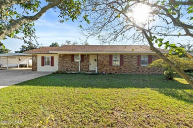 Beach Home Sale Pending in Lynn Haven, Florida