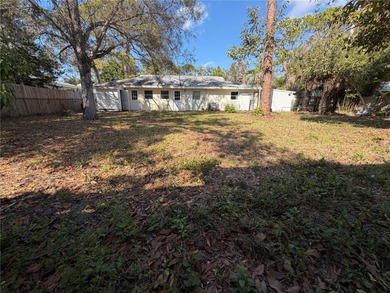 Beach Home For Sale in Sarasota, Florida