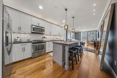 Beach Condo For Sale in Oxnard, California