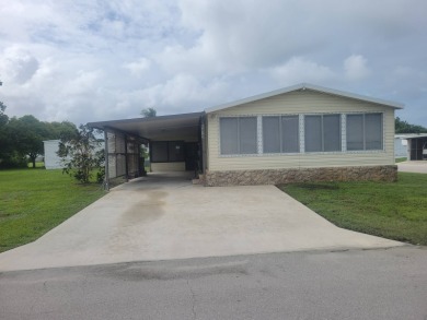 Beach Home For Sale in West Palm Beach, Florida