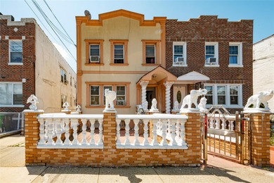 Beach Townhome/Townhouse Sale Pending in East Elmhurst, New York