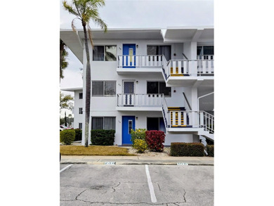 Beach Condo For Sale in Seminole, Florida