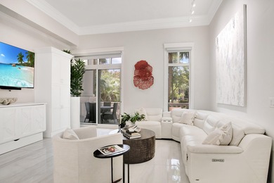 Beach Condo For Sale in Miramar Beach, Florida