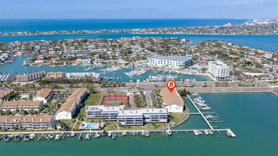 Beach Townhome/Townhouse For Sale in Tierra Verde, Florida