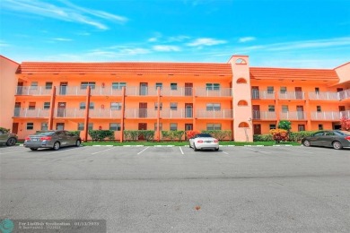 Beach Condo For Sale in Sunrise, Florida