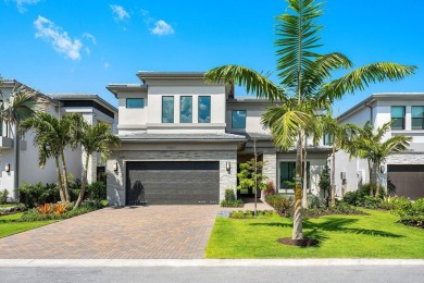 Beach Home For Sale in Boca Raton, Florida