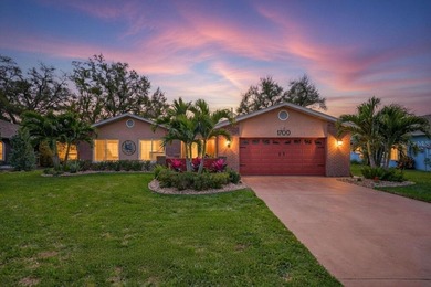 Beach Home For Sale in St. Petersburg, Florida