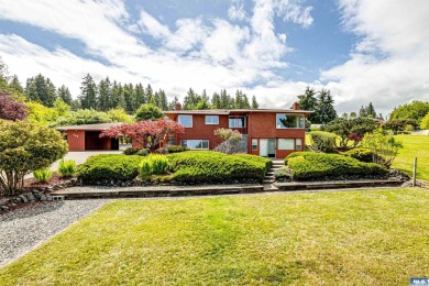 Beach Home Sale Pending in Port Angeles, Washington