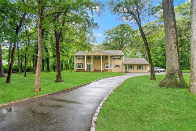 Beach Home Sale Pending in Oyster Bay, New York