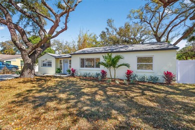 Beach Home Sale Pending in St. Petersburg, Florida