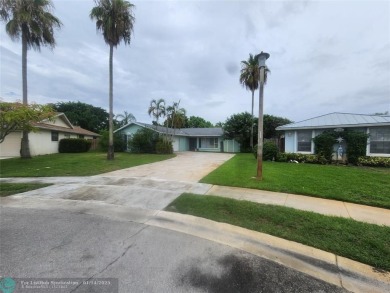 Beach Home For Sale in Wellington, Florida