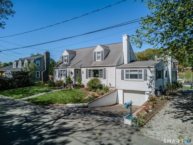Home For Sale in Old Saybrook image photo picture