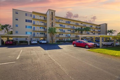 Beach Condo For Sale in Bradenton, Florida