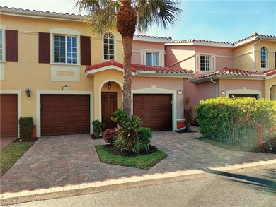 Beach Condo For Sale in Estero, Florida