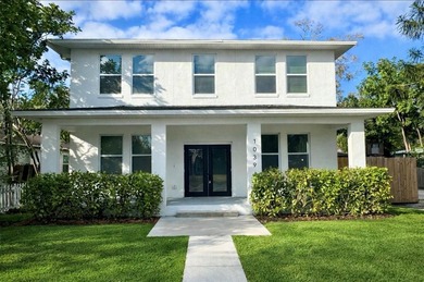 Beach Home For Sale in St. Petersburg, Florida