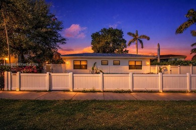 Beach Townhome/Townhouse For Sale in Miami Shores, Florida
