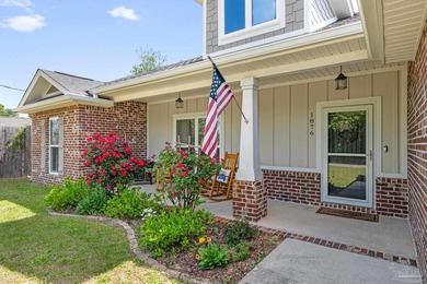 Beach Home Sale Pending in Gulf Breeze, Florida