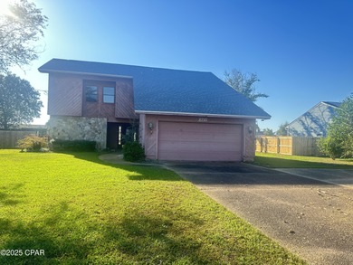 Beach Home Sale Pending in Panama City, Florida