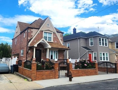 Beach Home For Sale in East Elmhurst, New York