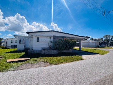 Beach Home For Sale in Bradenton, Florida