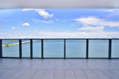 Beach Condo For Sale in Miami, Florida