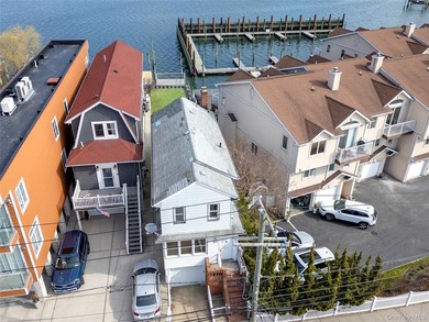 Beach Home For Sale in Long Beach, New York