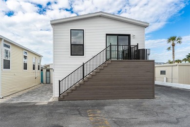 Beach Home For Sale in Longboat Key, Florida