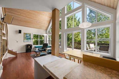 Beach Home For Sale in Cortes Island, 