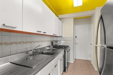 Beach Home For Sale in Bronx, New York