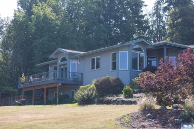 Beach Home For Sale in Sequim, Washington