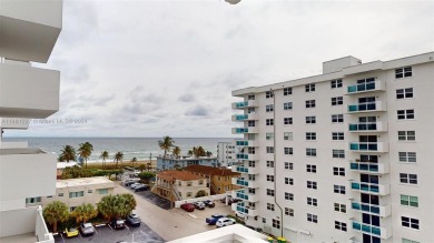 Beach Condo For Sale in Hollywood, Florida