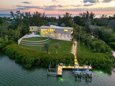 Beach Home For Sale in Longboat Key, Florida