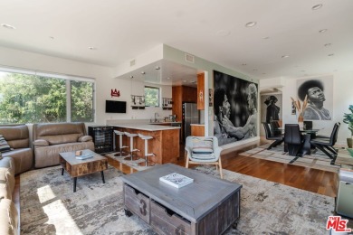 Beach Home For Sale in Venice, California