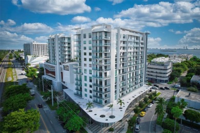 Beach Condo For Sale in Miami, Florida