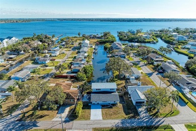 Beach Home For Sale in Ellenton, Florida