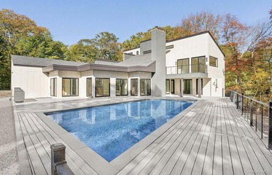 Beach Home For Sale in Westhampton, New York