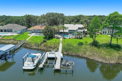 Beach Home For Sale in Destin, Florida
