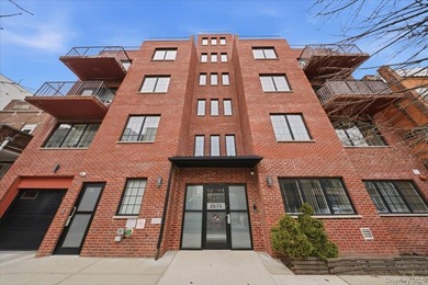Beach Condo For Sale in Queens, New York