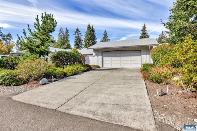 Beach Home For Sale in Sequim, Washington