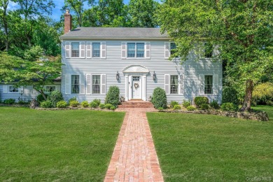Beach Home Sale Pending in Mount Sinai, New York