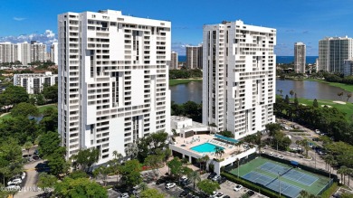 Beach Condo For Sale in Miami, Florida