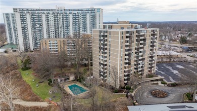 Beach Condo Sale Pending in Euclid, Ohio